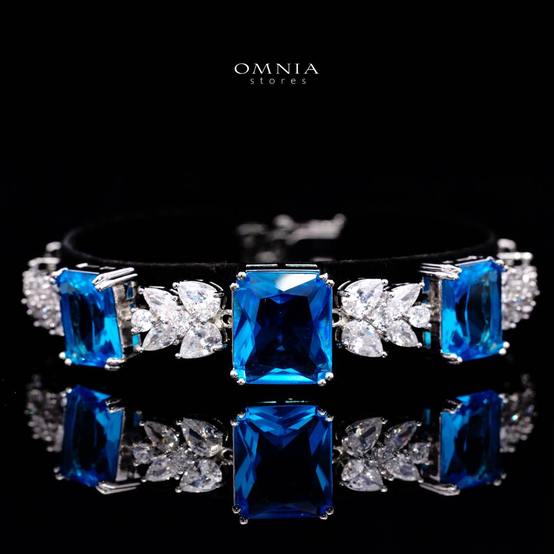 Omnia Amelia Sky Blue Bridal Full Set with Emerald and Pear-Cut High-Quality Simulated Diamonds - OMNIASTORES KSA