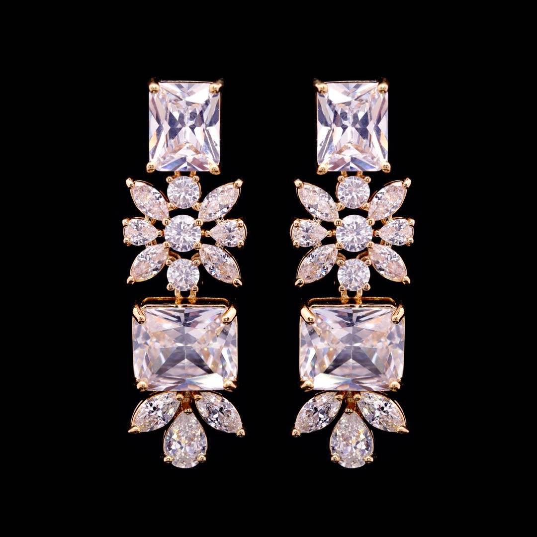 Omnia Charlotte Gold Luxry Bridal Full Set with Emerald and Pear-Cut High-Quality Simulated Diamonds Rhodium Plated
