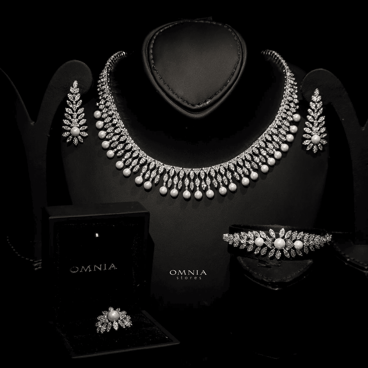 Omnia shaika - OMNIASTORES UAE