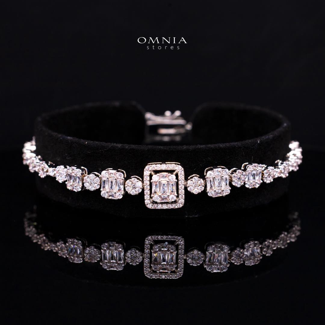 Omnia Selina White Luxury Bridal Full Set in High Quality Rhodium Plated Zircon Stones - OMNIASTORES KSA