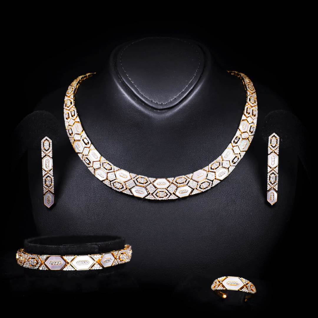 Raya Gold Luxury Bridal Full Set Accessories in High Quality Zircon Stone in Rhodium Plated - OMNIASTORES KSA