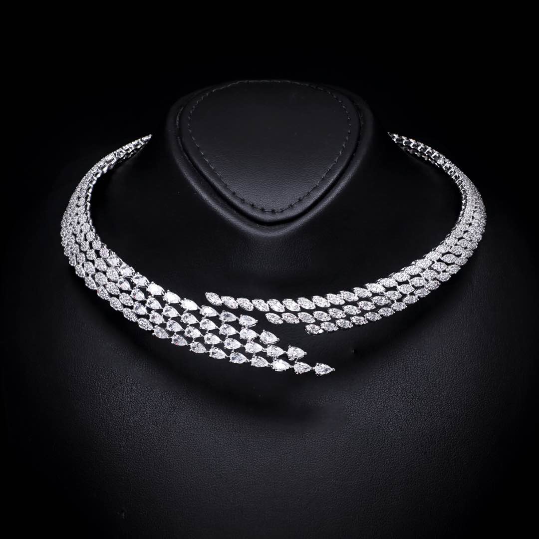 Omnia Kalina Luxury White Choker Bridal Full Set in High Quality Zircon Stone Premium Rhodium Plated - OMNIASTORES KSA