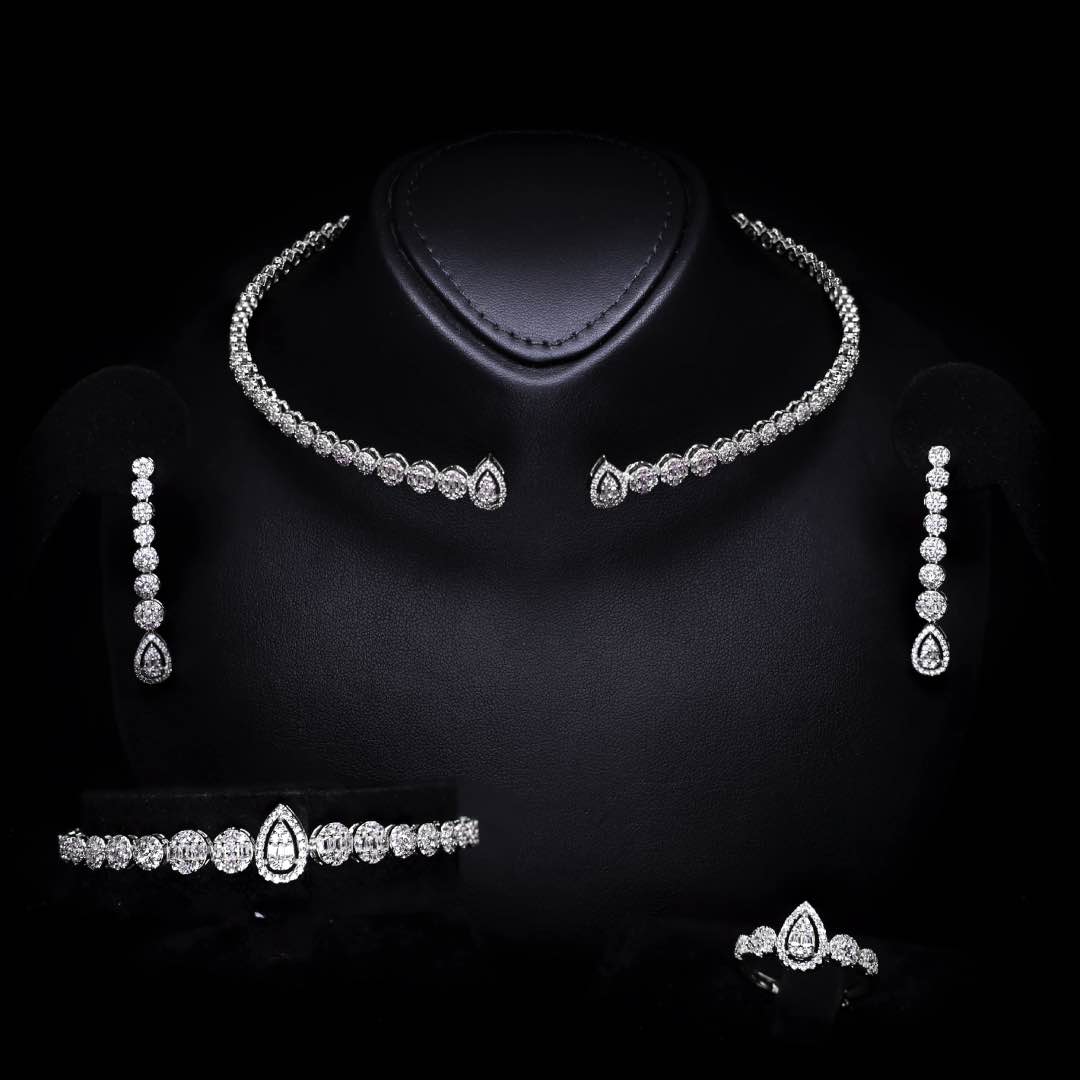 Omnia Mila Luxury White Choker Bridal Full Set in High Quality Zircon Stone Premium Rhodium Plated - OMNIASTORES KSA