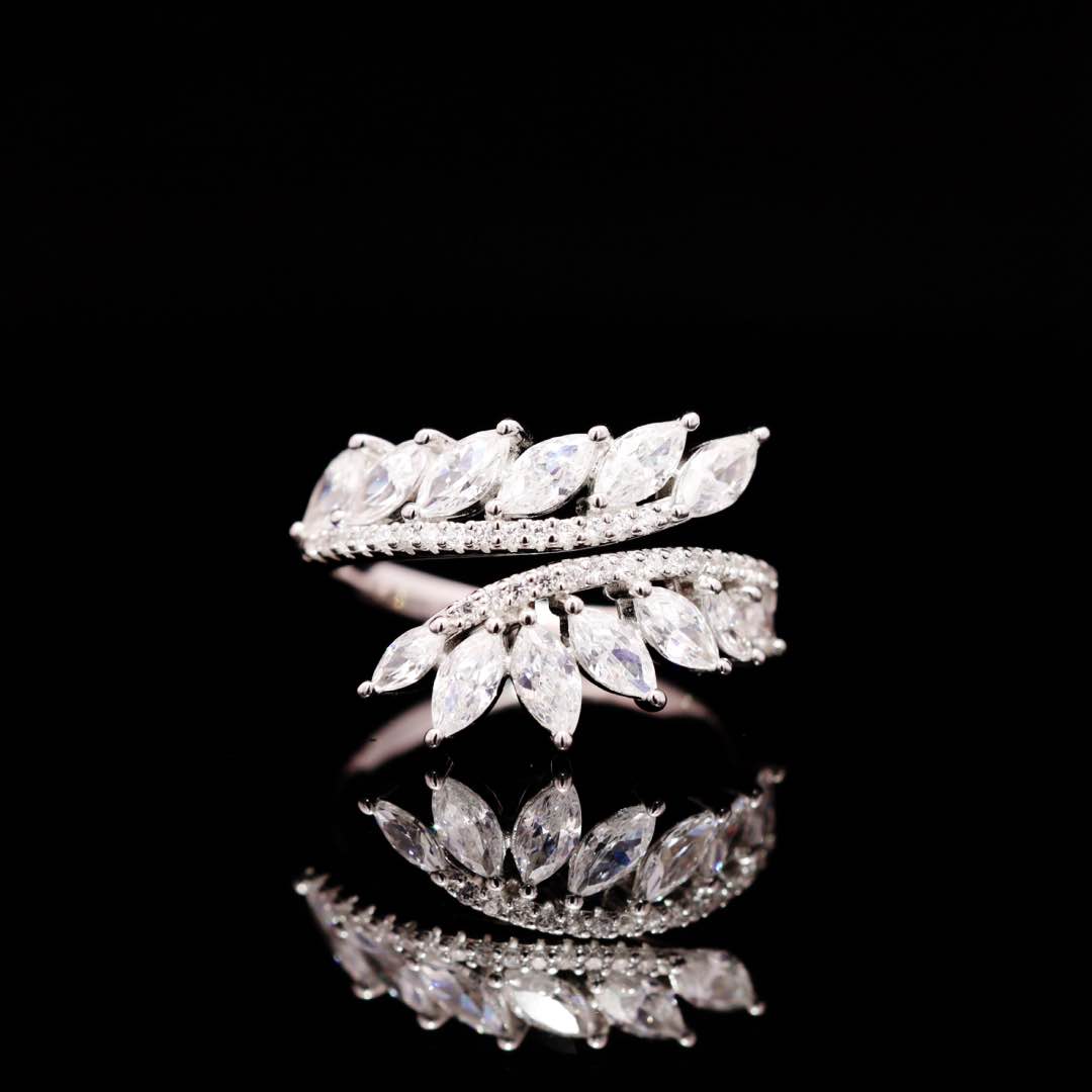 Claire White Bridal Full Set in 925 Silver High Quality Simulated Diamonds - OMNIASTORES KSA