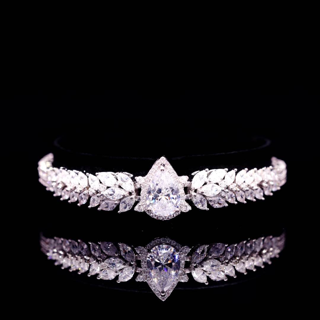 Omnia Aamira Teardrop-Design Bridal Crystal White Full Set with  High Quality Zircon Stone Premium Rhodium Plated - OMNIASTORES KSA