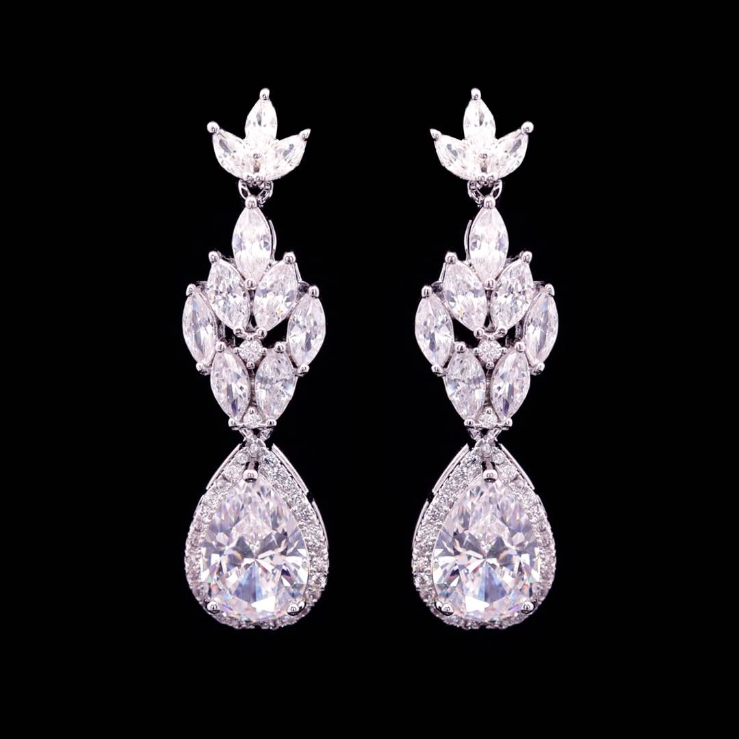 Omnia Aamira Teardrop-Design Bridal Crystal White Full Set with  High Quality Zircon Stone Premium Rhodium Plated - OMNIASTORES KSA