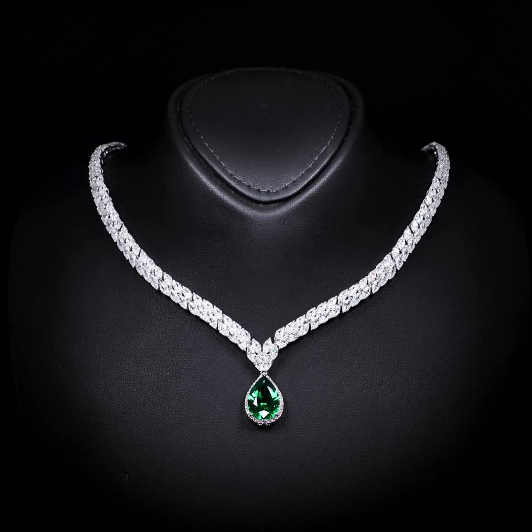 Omnia Aamira Teardrop-Design Bridal Crystal Emerald Green Full Set with  High Quality Zircon Stone Premium Rhodium Plated - OMNIASTORES KSA