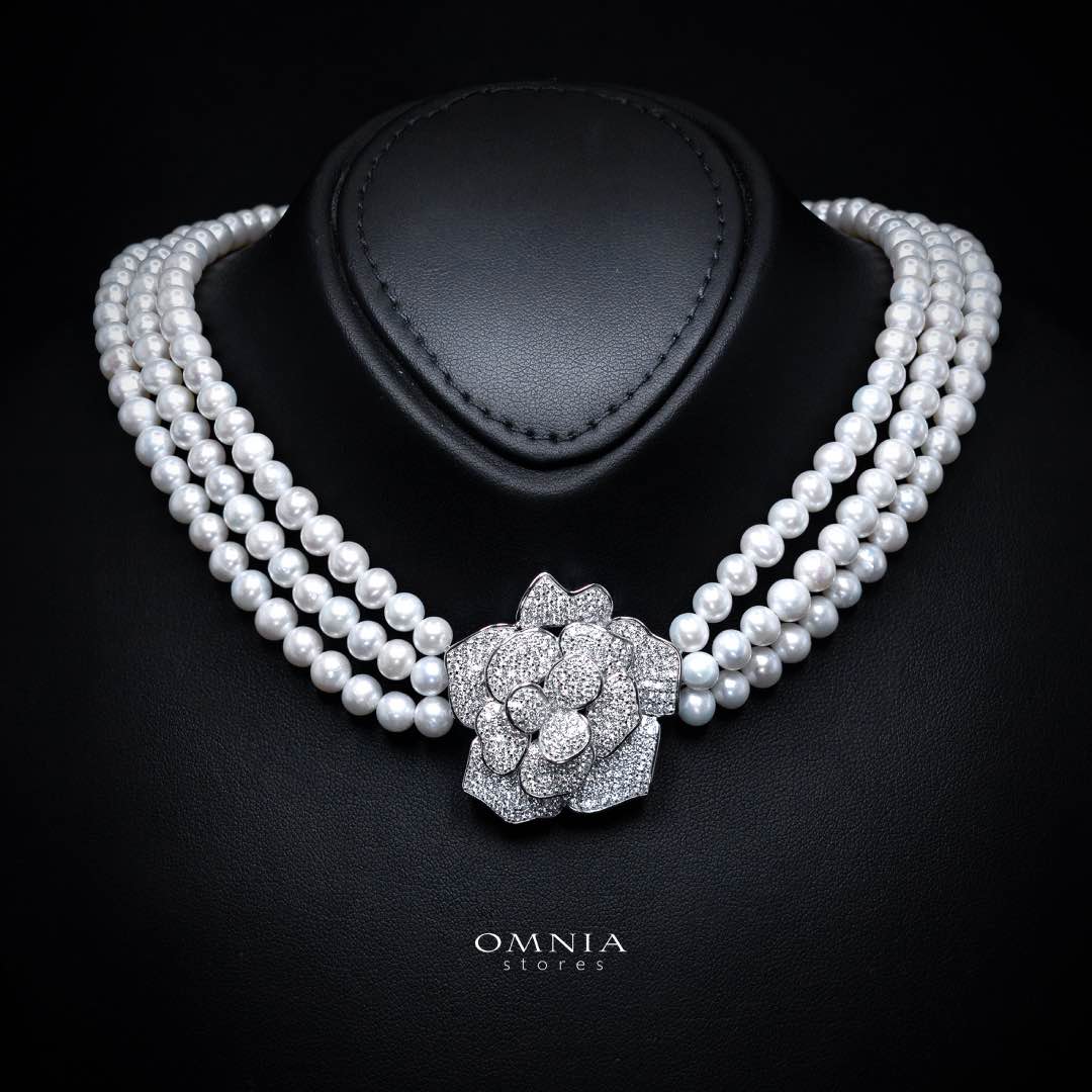 Omnia Nazira Silver Pearl Necklace and Flower Earrings in 925 Silver Accessories High Quality Simulated Diamonds - OMNIASTORES KSA