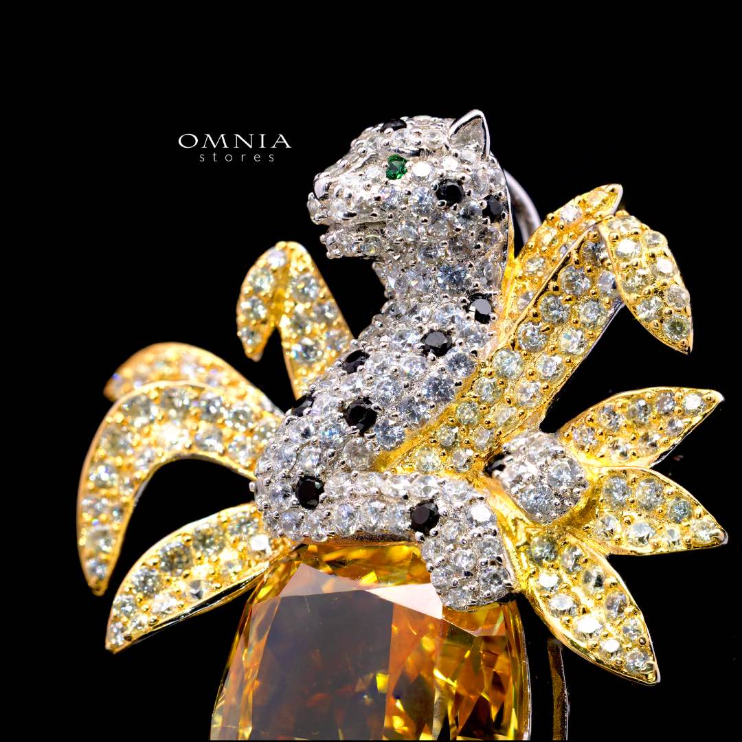 Kaylie Yellow Tiger Brooch with High-Quality Simulated Diamonds in 925 Sterling Silver - OMNIASTORES KSA