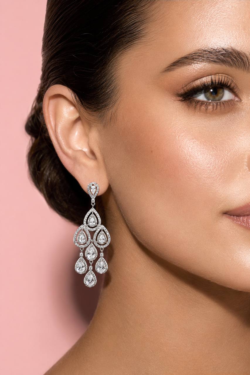 Omnia Farren White Earrings in 925 Silver with High-Quality Zircon Stones - OMNIASTORES KSA