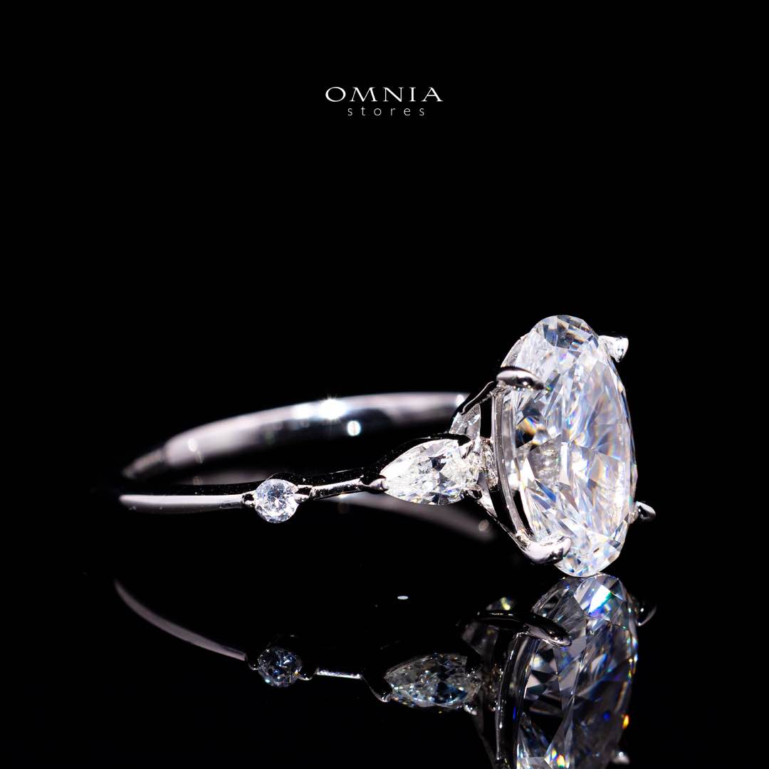 Omnia Aaliyat Silver Ring In 925 Silver High Quality Lab Crafted Stones