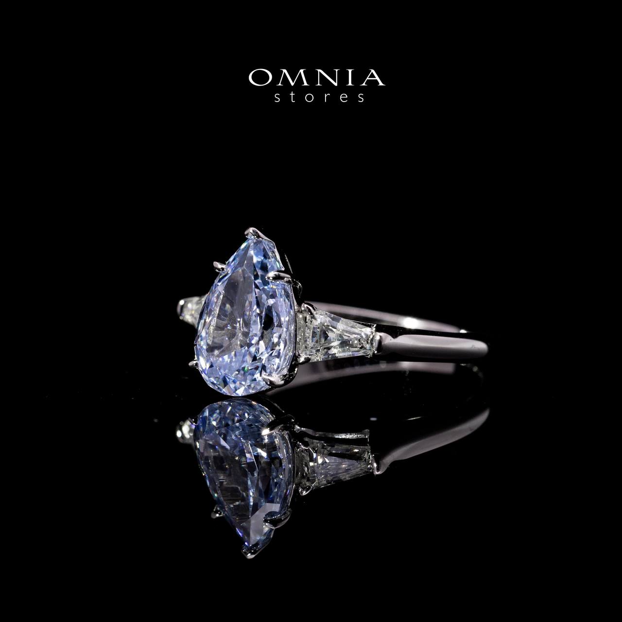 Omnia Jumanah Blue and White Silver Ring In 925 Silver High Quality Certified Lab Crafted Stones