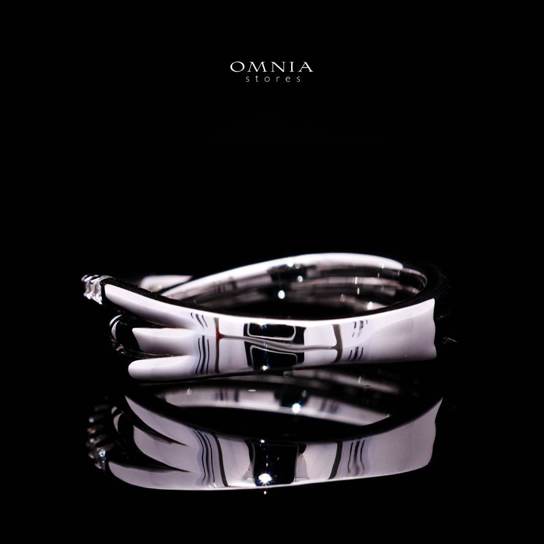 Omnia Suhair Twisted Silver Ring In 925 Silver High Quality Certified Lab Crafted Stones - OMNIASTORES KSA