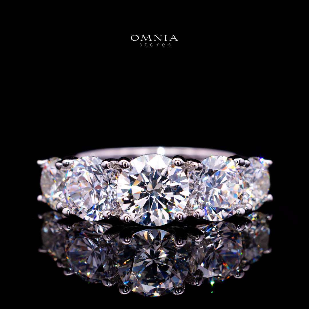 Parisa White Ring In 925 Silver High Quality Certified Lab Crafted Stones - OMNIASTORES KSA