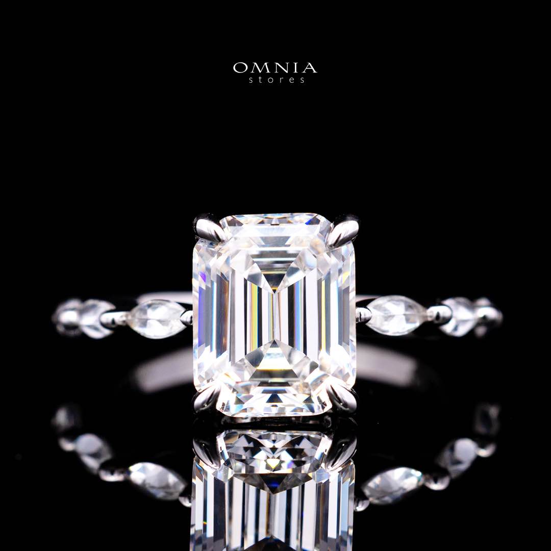 Omnia Azka White Silver Ring In 925 Silver High Quality Certified Lab Crafted Stones 7.8Ct - OMNIASTORES KSA