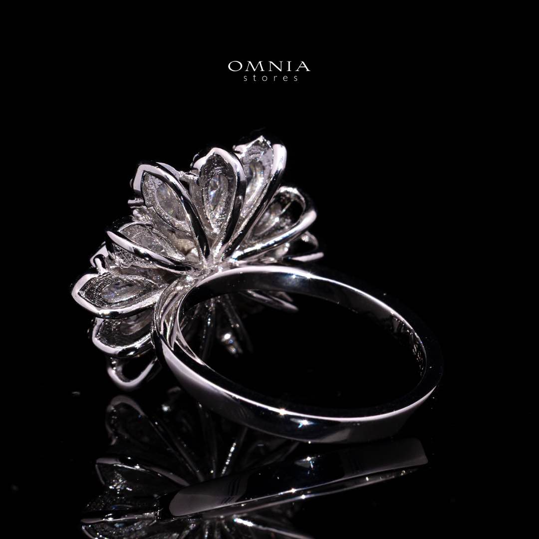 Omnia Damiyah White Floral Silver Ring in 925 Silver with High Quality Simulated Diamonds