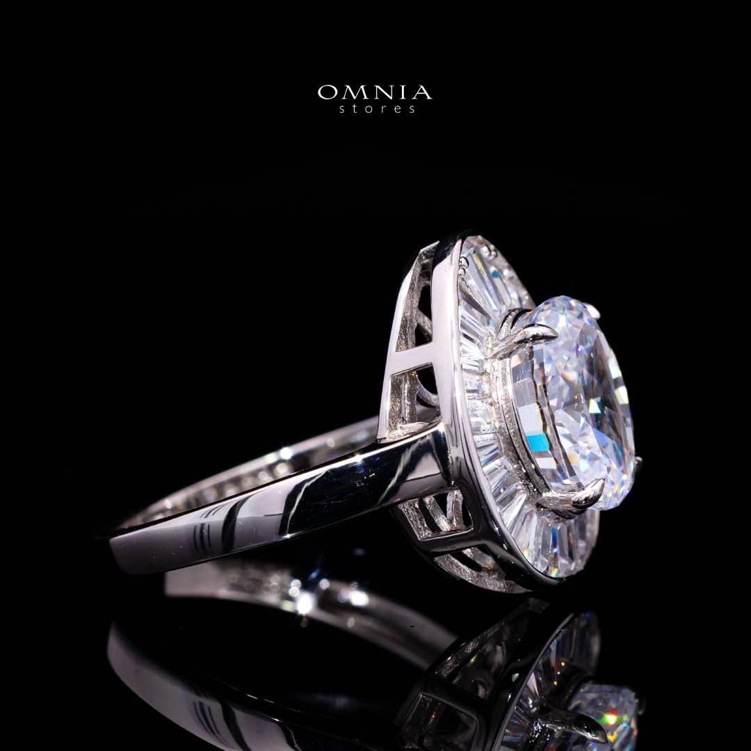 Irene White Pear Ring With High Quality Simulated Diamonds in 925 Silver - OMNIASTORES KSA
