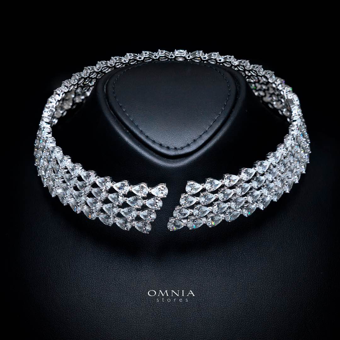 Omnia Tania White Choker Necklace With High Quality Simulated Diamonds In 925 Silver - OMNIASTORES KSA