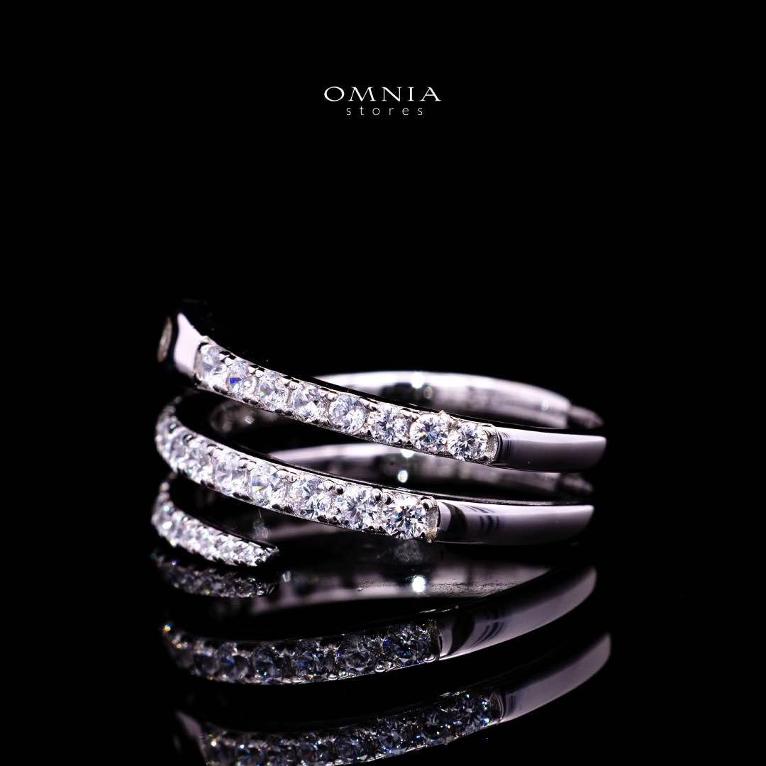 Omnia Sidra White Ring With High Quality Simulated Diamonds In 925 Silver - OMNIASTORES KSA