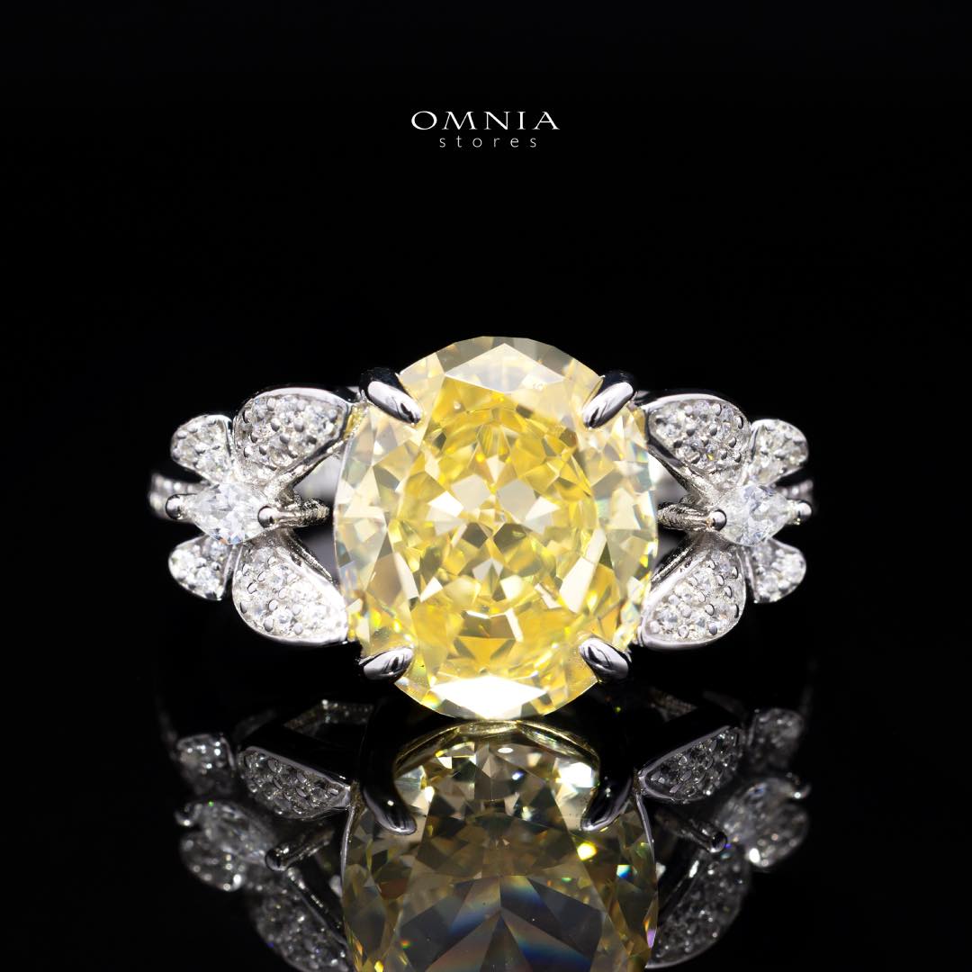 Omnia Maysun Yellow Ring In 92.5 Silver High Quality Simulated Diamonds - OMNIASTORES KSA