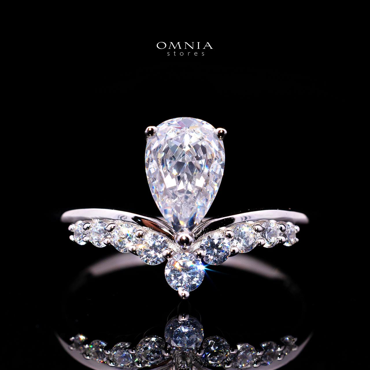 Antonella Ring with Certified Premium Simulated Diamonds in 925 Sterling Silver - OMNIASTORES KSA