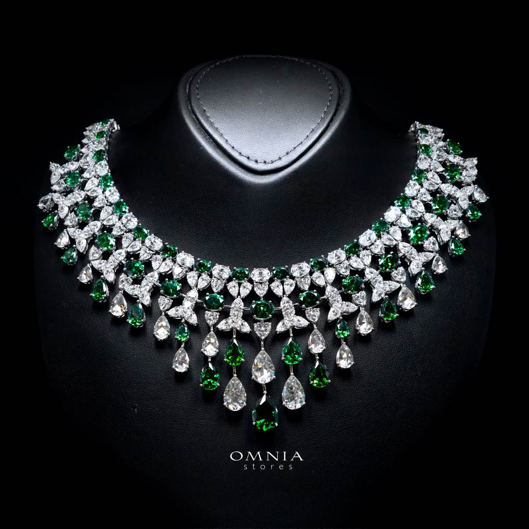 Omnia Kinza Green and White Necklace With High Quality Certified Lab Crafted Stones In 925 Silver - OMNIASTORES KSA