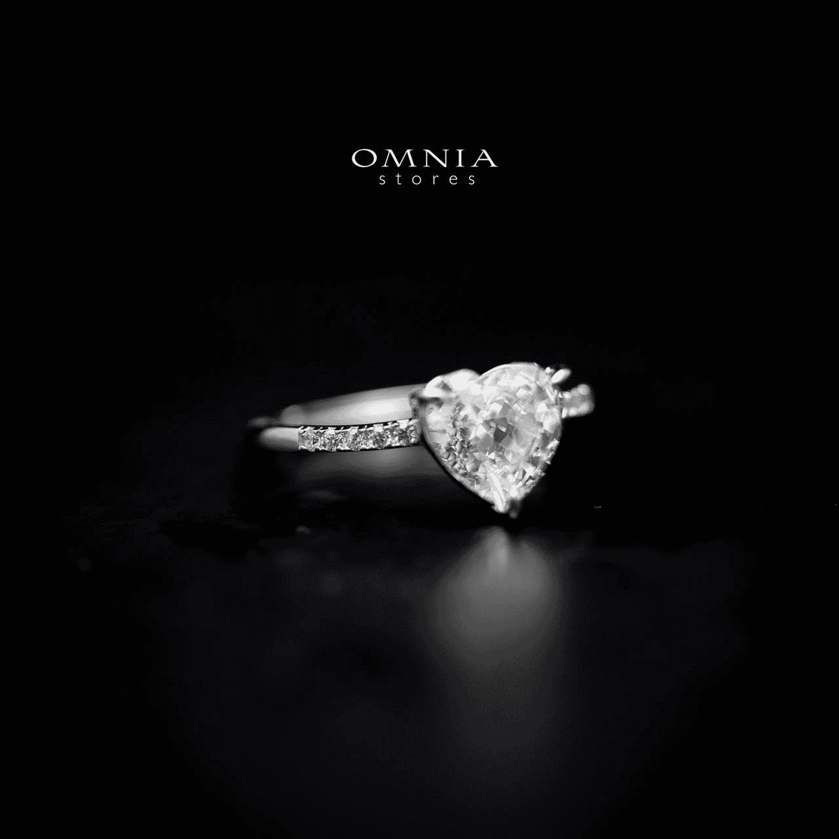Omnia Heart Ring in 92.5 Silver with High Quality Iced Cut Stone - OMNIASTORES UAE