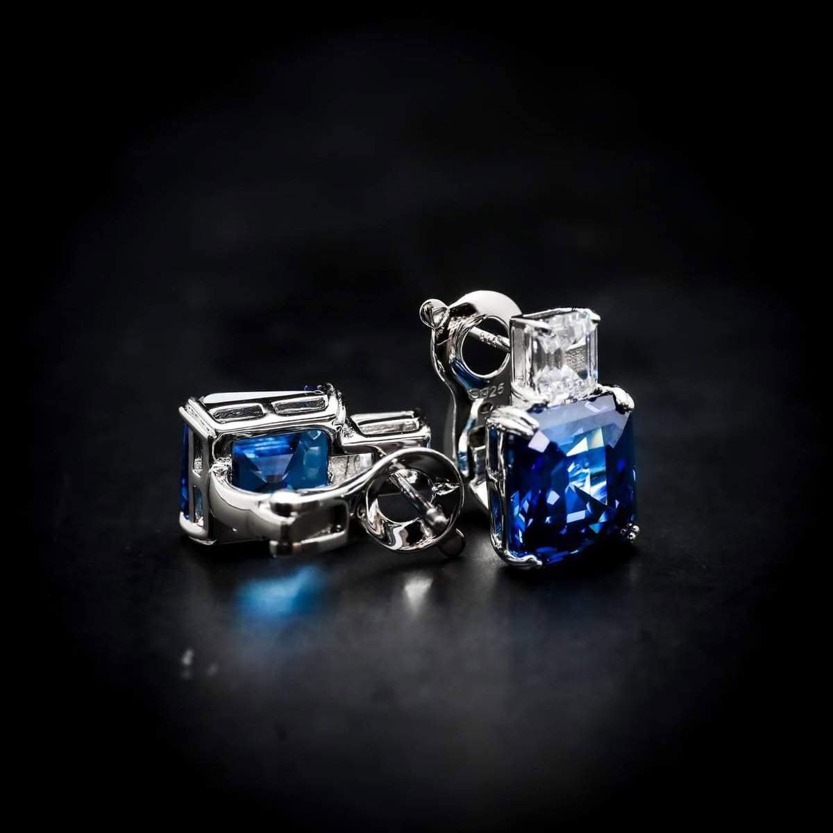 Omnia Candice Blue Emerald Cut Clip-On Earrings in 92.5 Silver with High Quality Simulated Diamonds - OMNIASTORES UAE