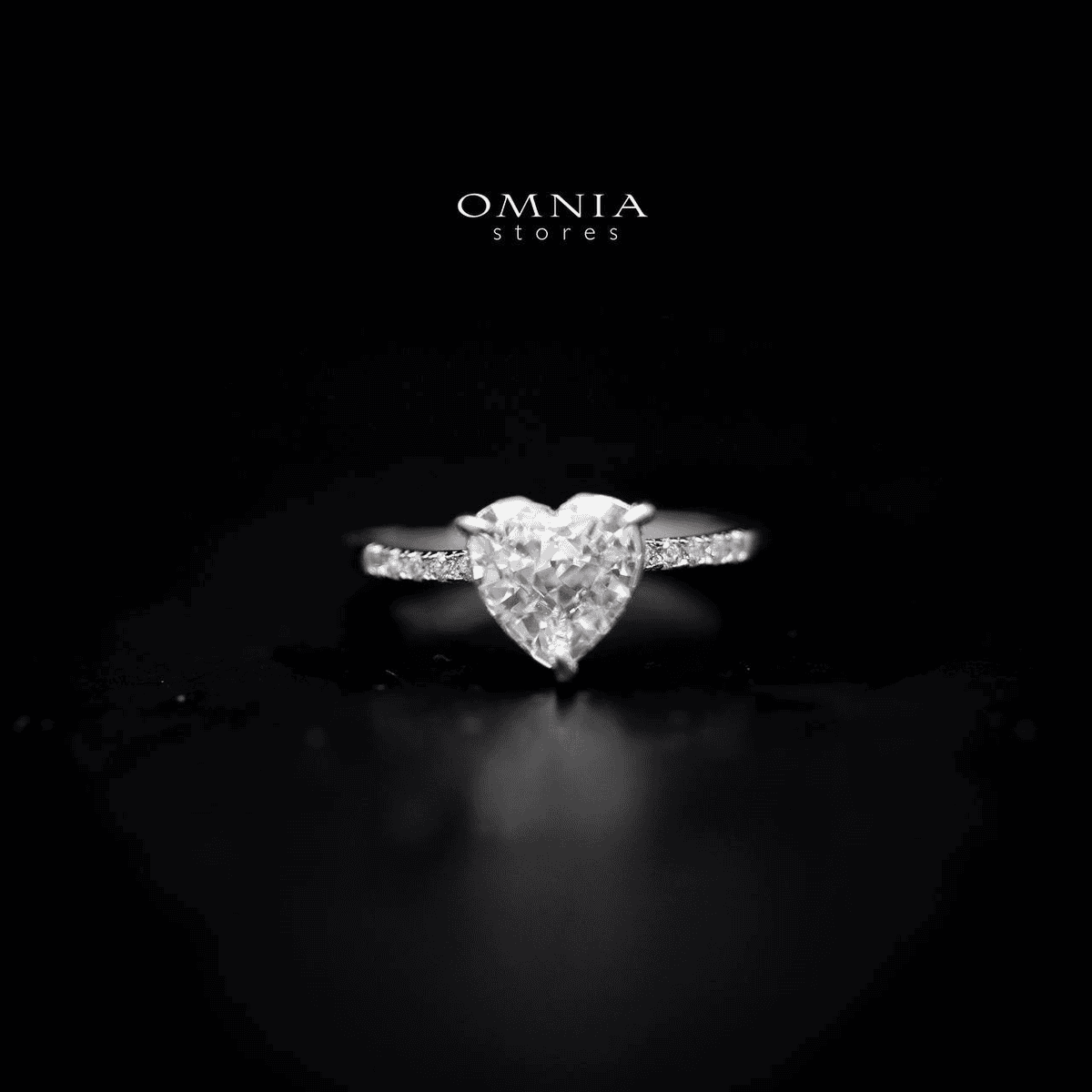Omnia Heart Ring in 92.5 Silver with High Quality Iced Cut Stone - OMNIASTORES UAE