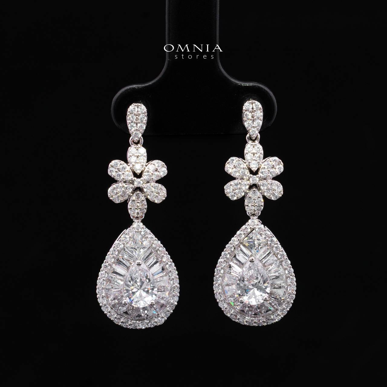 Valerie White Luxury Bridal Full Set in High-Quality Rhodium-Plated Finish with Premium Zircon Stones - OMNIASTORES KSA