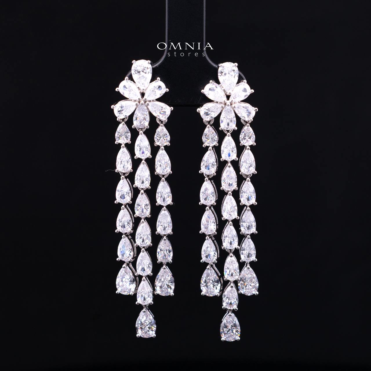 Daniyah Elegant White Floral Vine Tassel Bridal Full Set with Premium Zircon Stones, Rhodium-Plated Finish