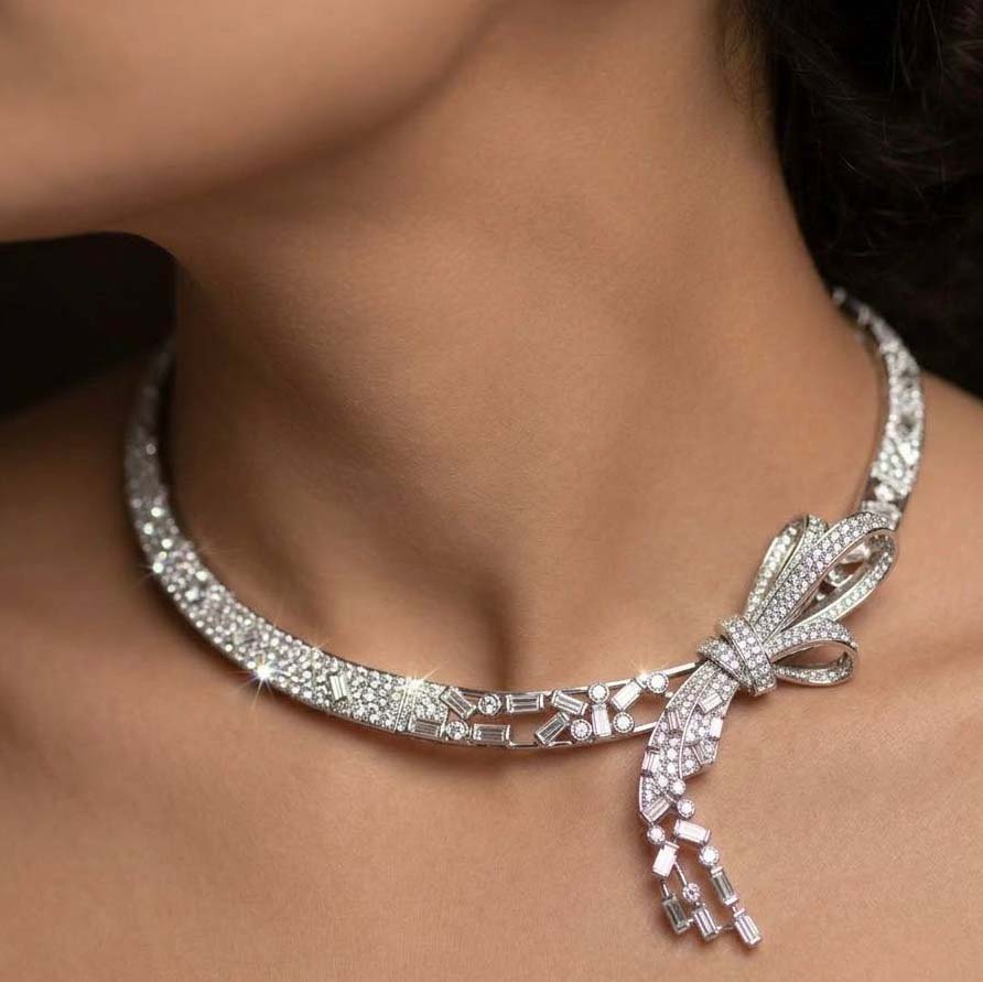 Omnia Celeste Bow Necklace in 925 Silver with High-Quality Simulated Diamonds and Elegant Geometric Detailing - OMNIASTORES KSA