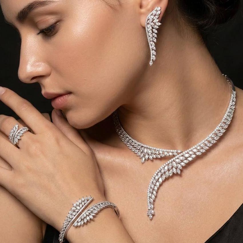 Claire White Bridal Full Set in 925 Silver High Quality Simulated Diamonds - OMNIASTORES KSA