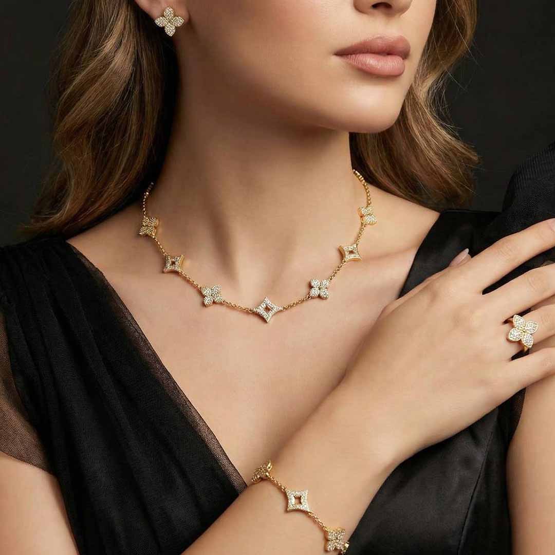 Omnia Golden Clove Choker Full Set with High-Quality Simulated Diamonds Gold Plated - OMNIASTORES KSA