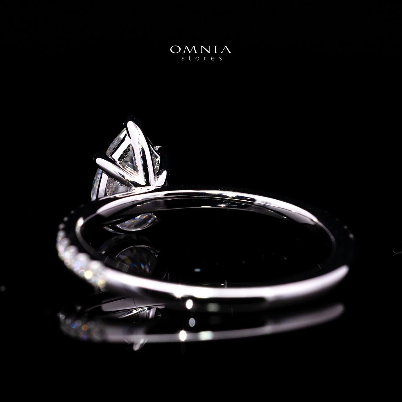 Tilda Pear-Cut Moissanite Ring 6x9mm (1.5CT) with Certificate in 925 Sterling Silver - OMNIASTORES KSA
