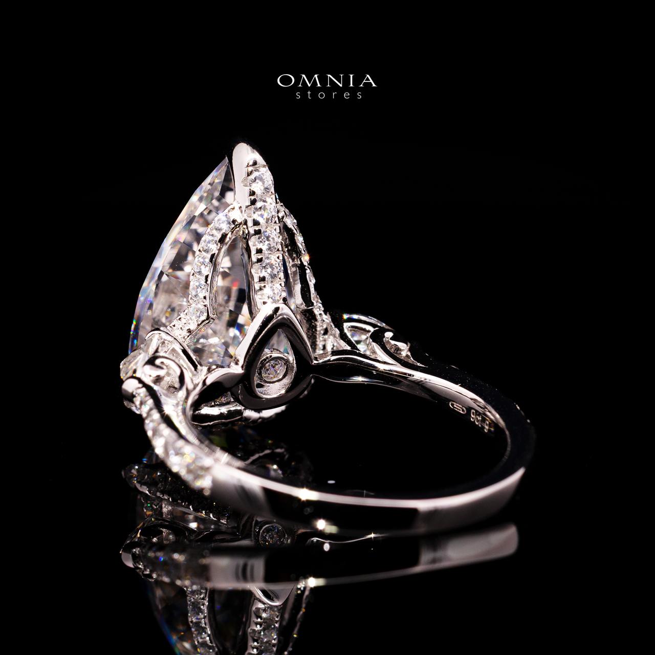 Janel Ring with Certificate, High-Quality Premium Simulated Diamonds in 925 Sterling Silver - OMNIASTORES KSA