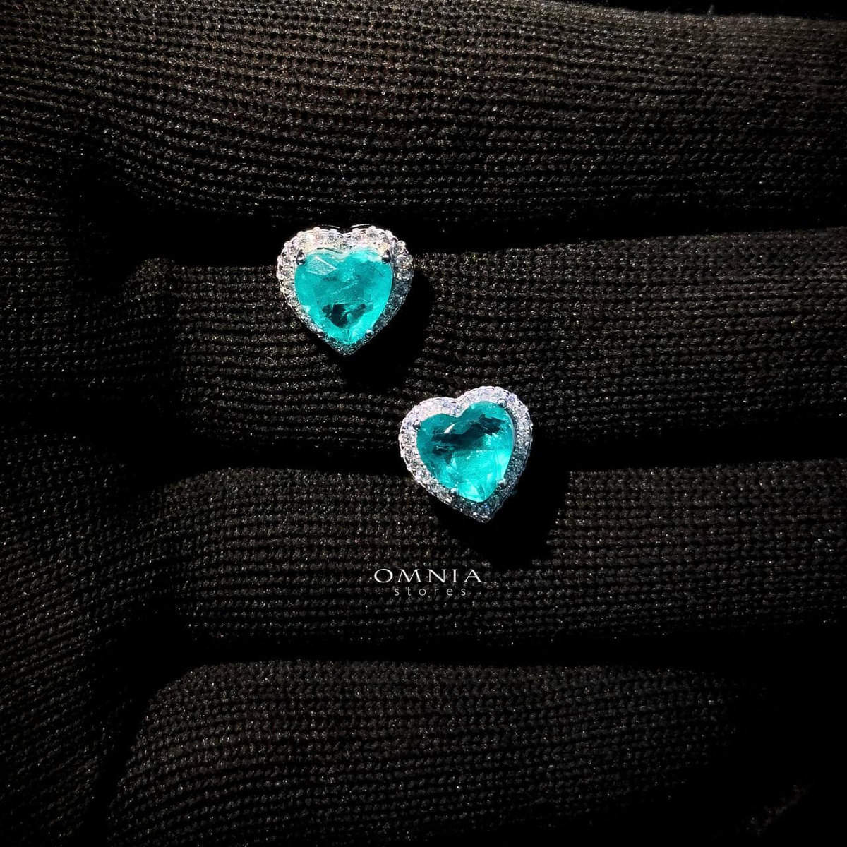 Omnia Latifa Green Earring in 92.5 Silver High Quality Simulated diamonds - OMNIASTORES UAE