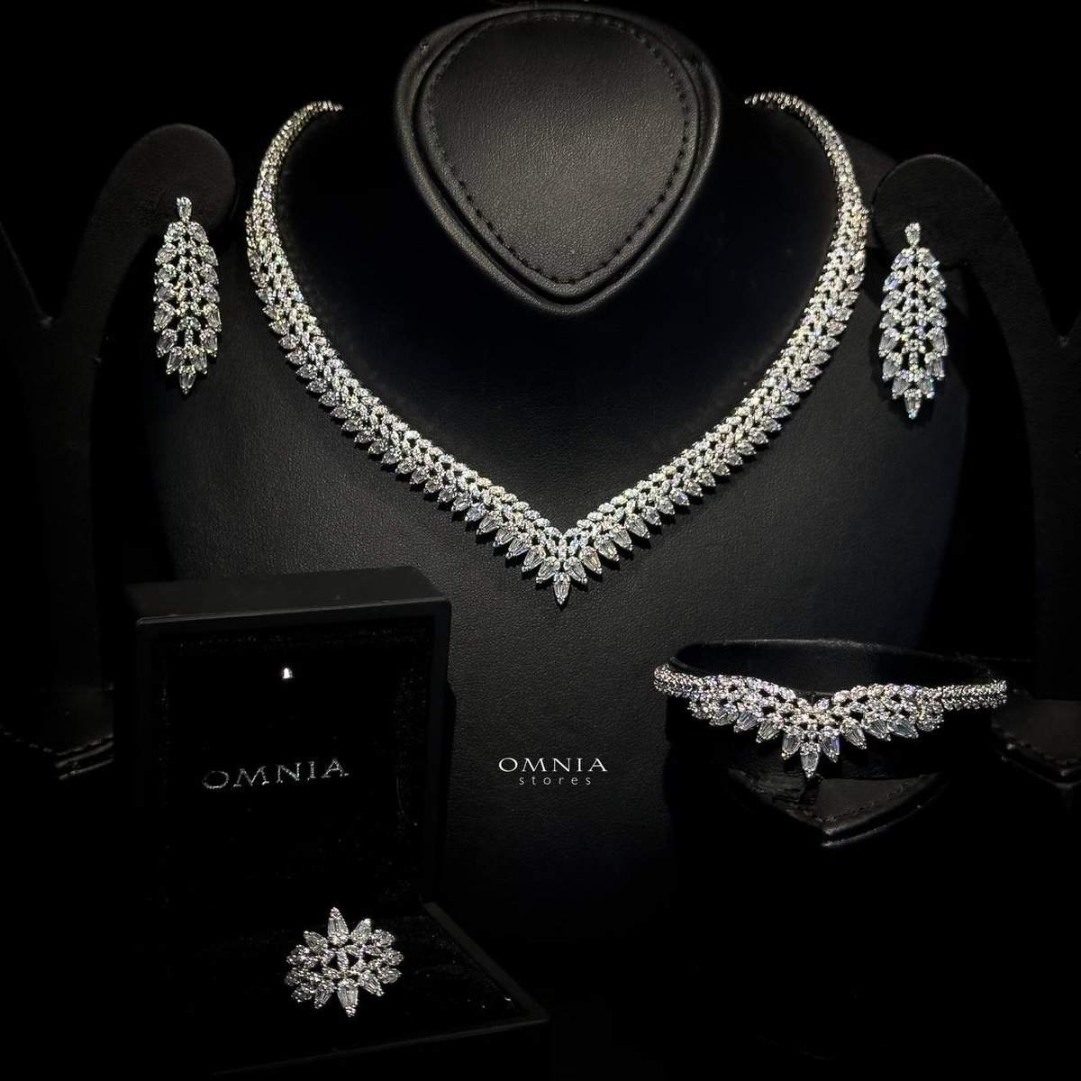 Omnia Rouba White Bridal Full Set in High Quality Zircon Stone Rhodium Plated - OMNIASTORES UAE