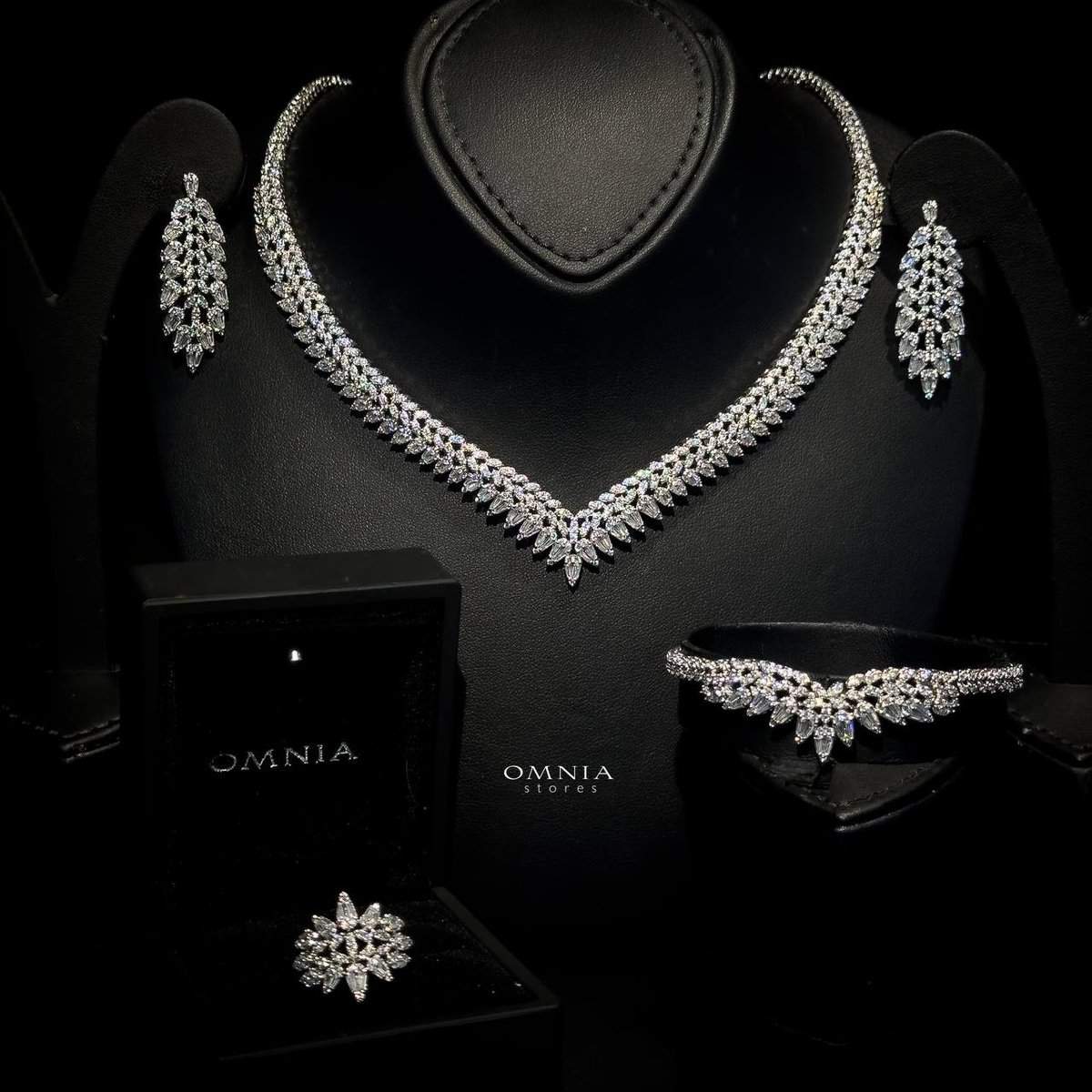 Omnia Rouba White Bridal Full Set in High Quality Zircon Stone Rhodium Plated - OMNIASTORES UAE