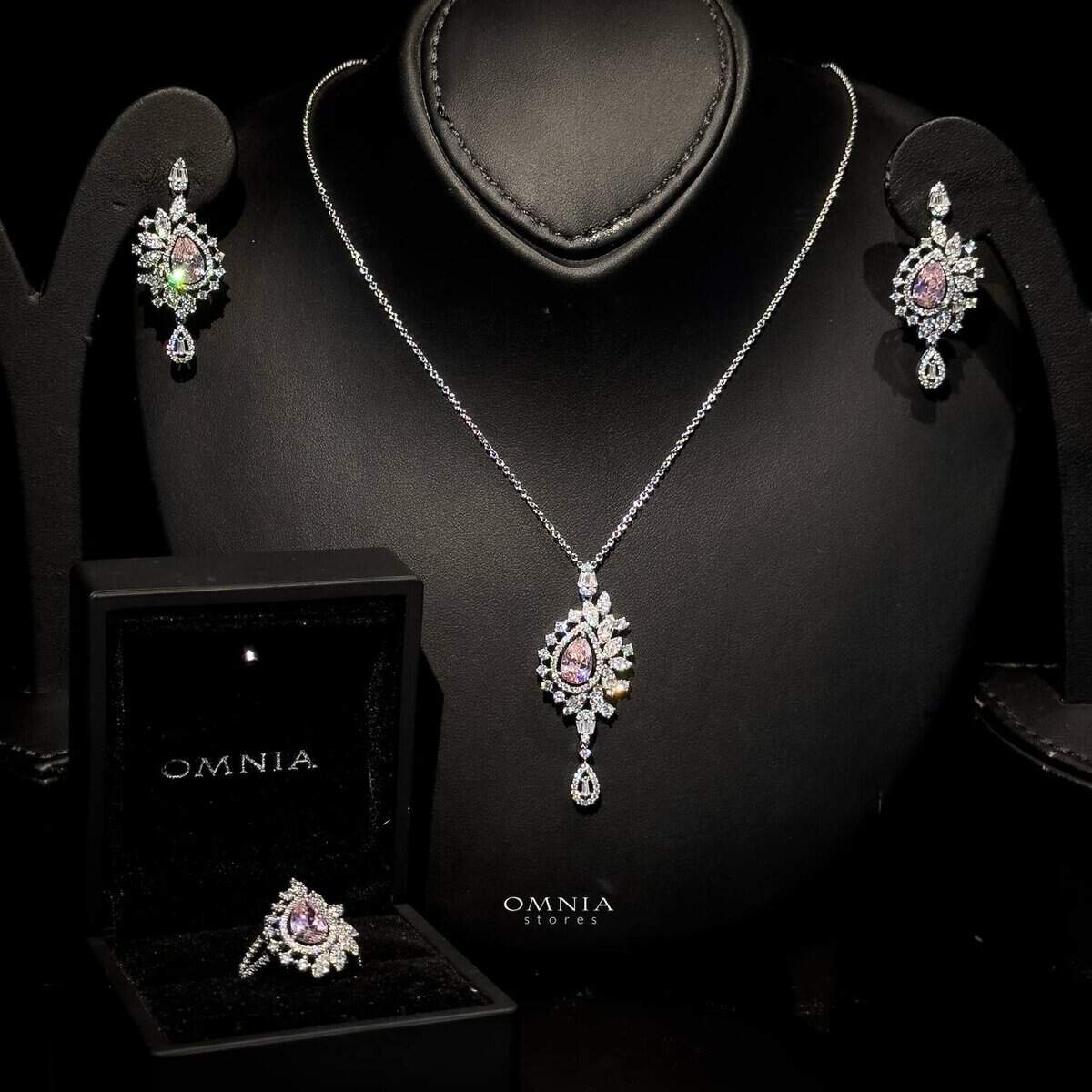 Omnia Sandra Pink Set Accessories in High Quality Zircon Stone Rhodium Plated - OMNIASTORES UAE