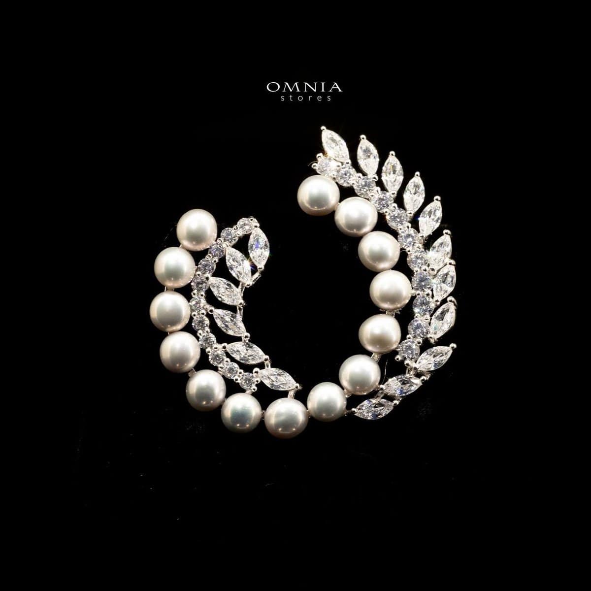 Omnia Ariella brooch in 925 Silver High Quality Simulated diamonds - OMNIASTORES UAE