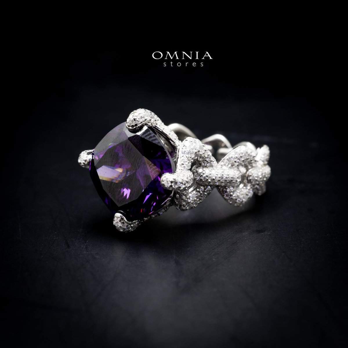 Omnia Farhana Ring 92.5 Silver High Quality Simulated diamonds - OMNIASTORES UAE