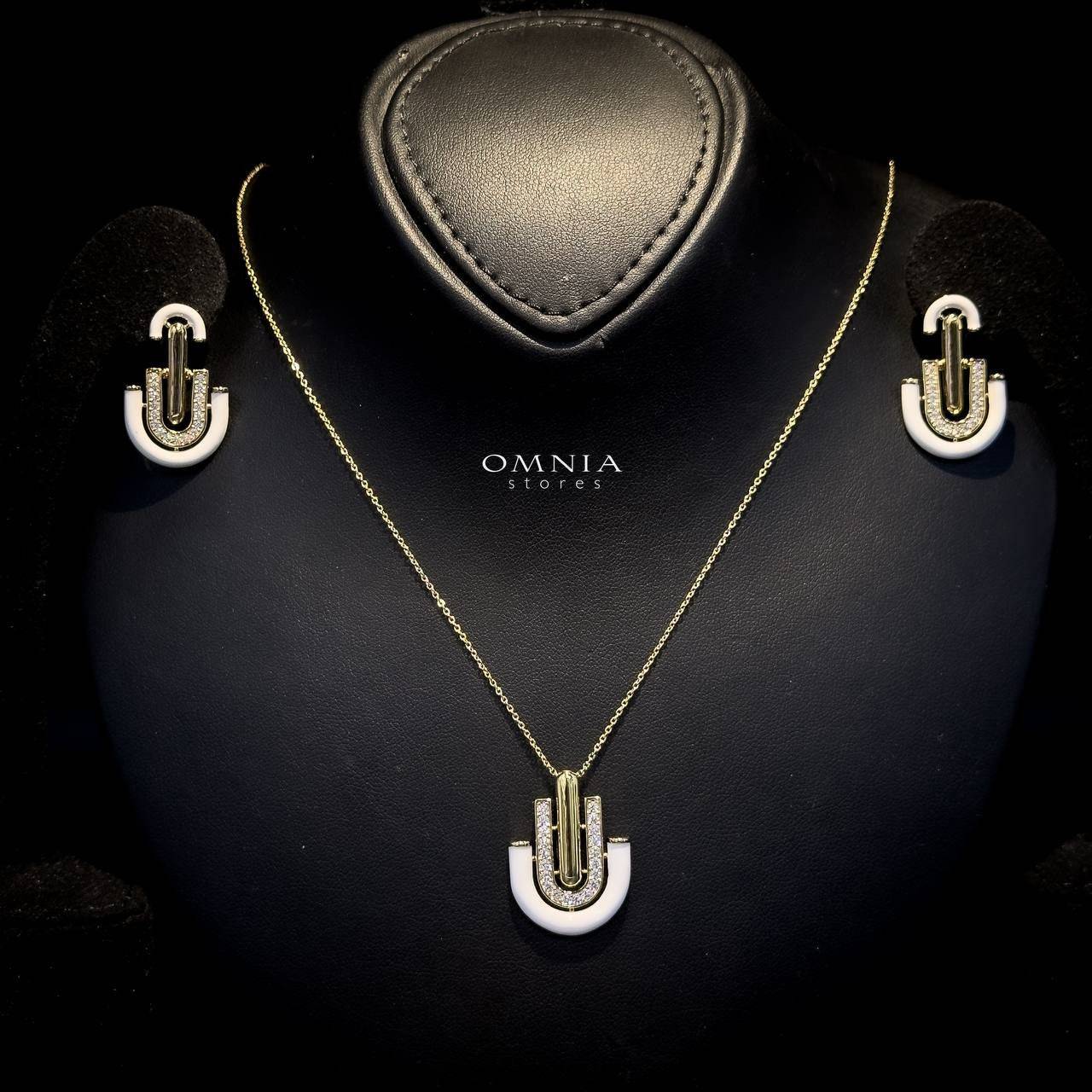 Omnia Andy White Set Accessories in High Quality Zircon Stone Rhodium Plated - OMNIASTORES UAE