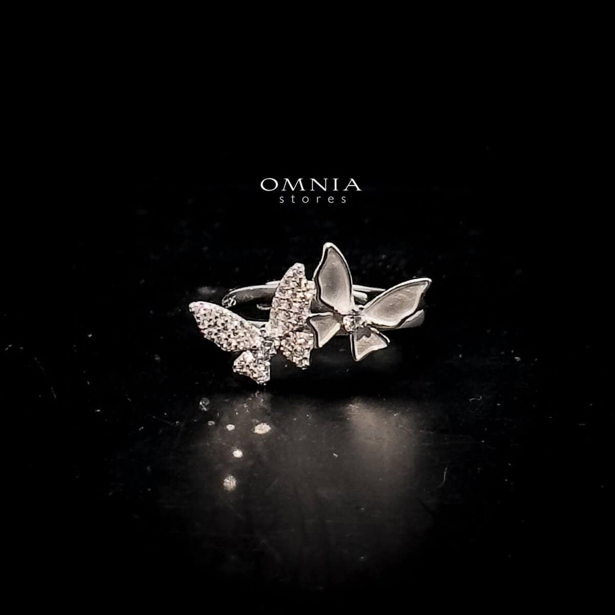 Omnia Aurora Butterfly Duo Ring in High Quality 925 Silver with Iced Cut Stones - OMNIASTORES UAE