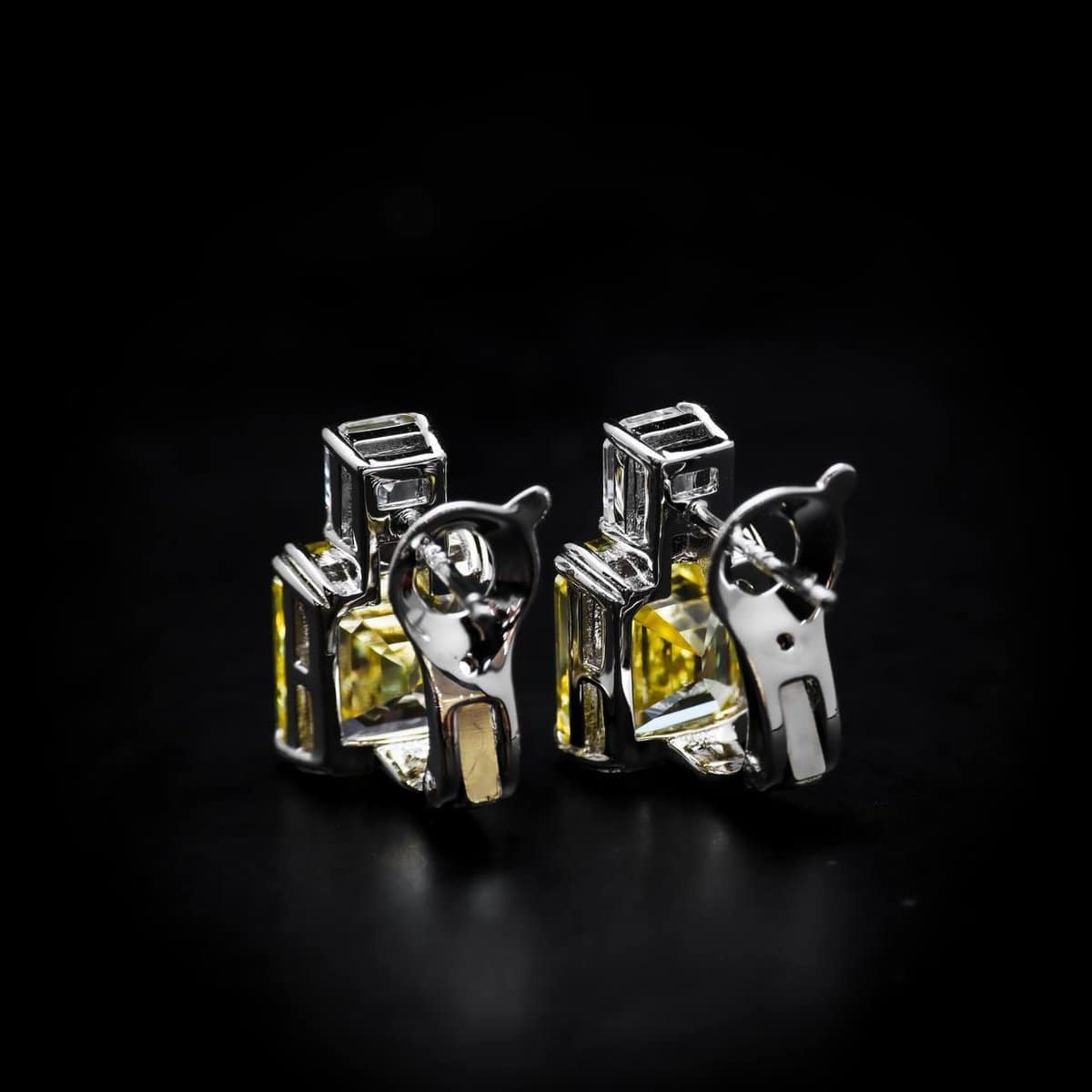 Omnia Candice Yellow Emerald Cut Clip-On Earrings in 92.5 Silver with High Quality Simulated Diamonds - OMNIASTORES UAE