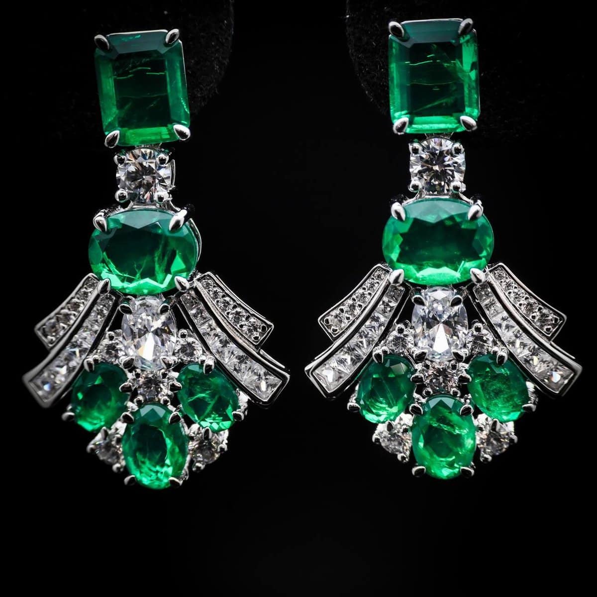 Omnia Karina Green Mixed-Cut Drop Earrings in 92.5 Silver with High Quality Simulated Diamonds - OMNIASTORES KSA