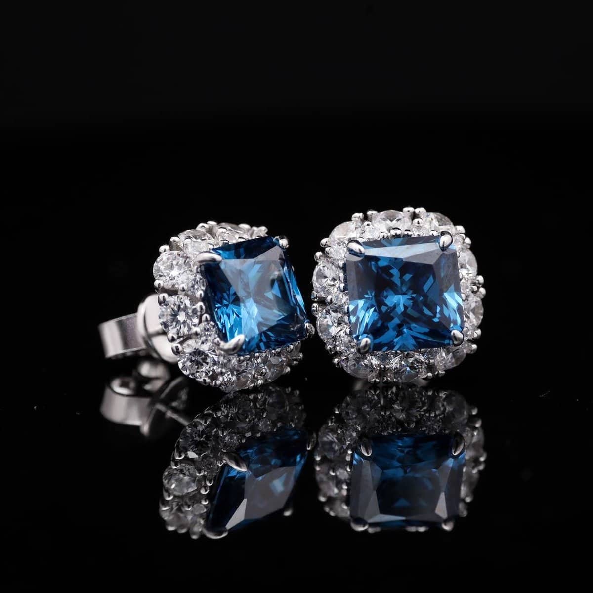 Omnia Jovie Royal Blue Princess Cut Stud Earrings in 92.5 Silver with High-Quality Simulated Diamonds - OMNIASTORES UAE