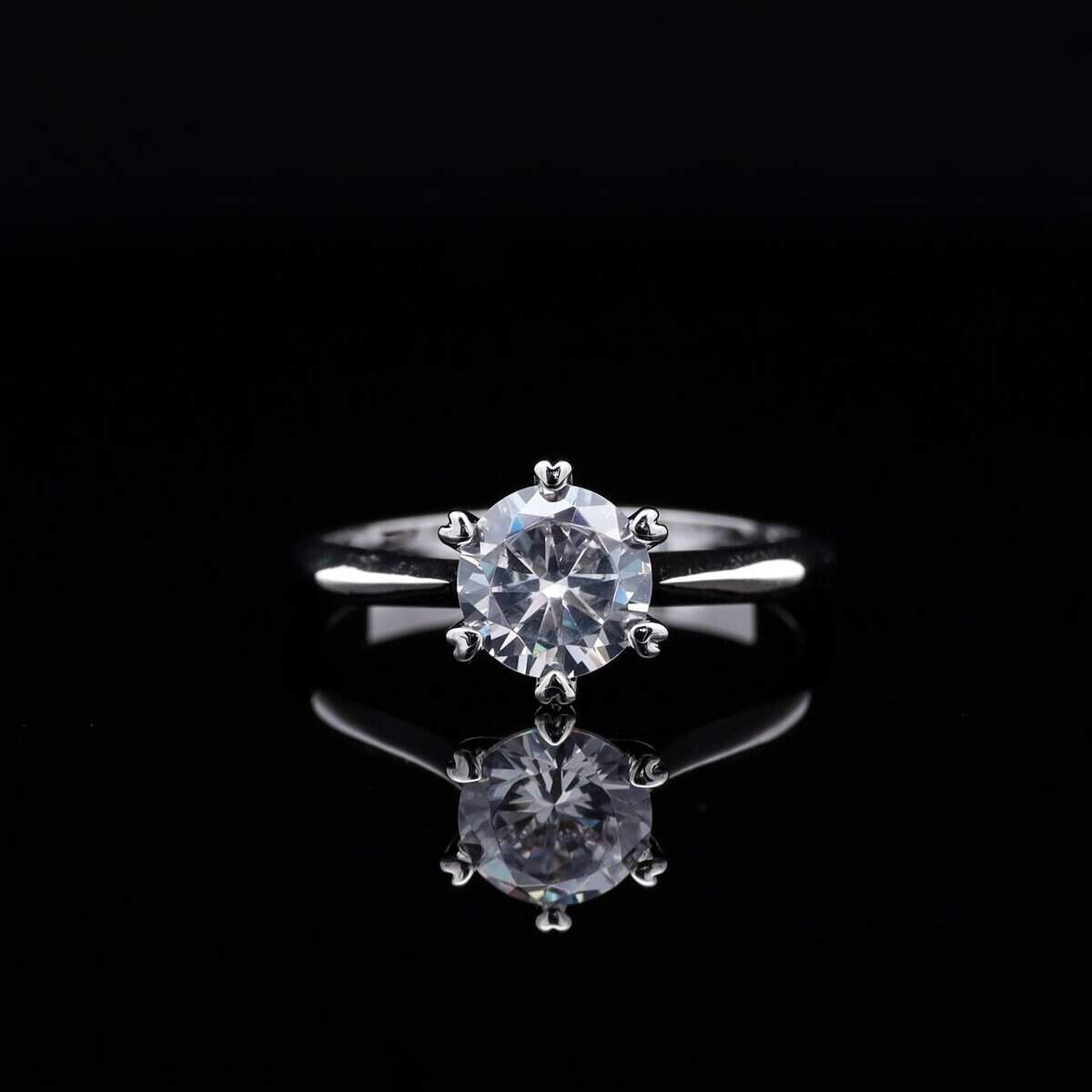 Omnia Mich Pure White Solitaire Ring in 92.5 Silver with High-Quality Simulated Diamonds - OMNIASTORES UAE