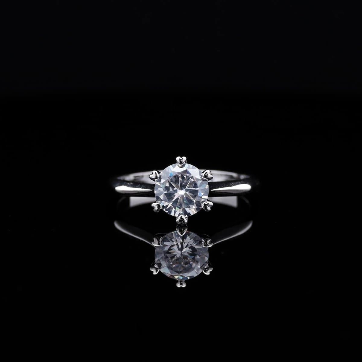 Omnia Mich Pure White Solitaire Ring in 92.5 Silver with High-Quality Simulated Diamonds - OMNIASTORES UAE