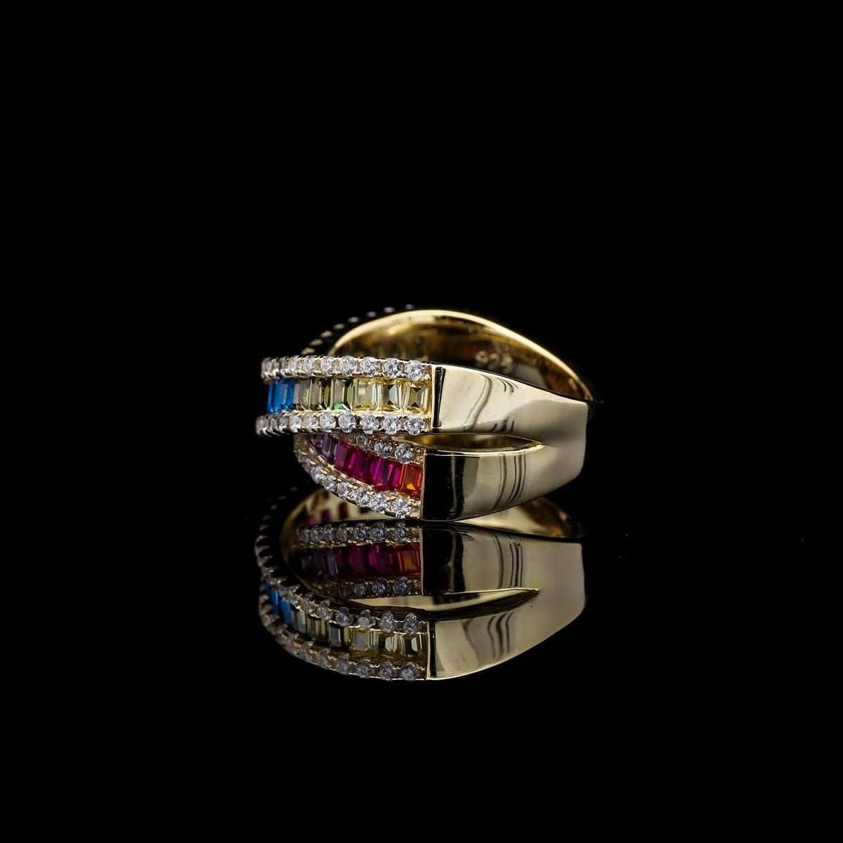Omnia Dana Multi-Colored Criss-Cross Ring in Pure Gold with High-Quality Simulated Diamonds - OMNIASTORES UAE